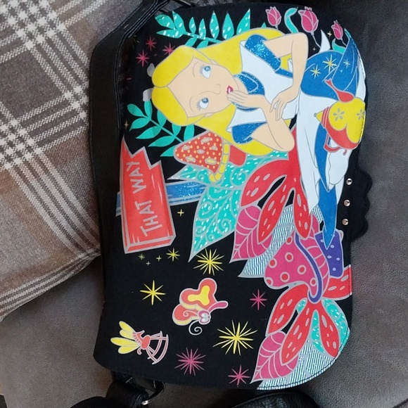 Loungefly Disney "Alice in Wonderland" Purse. - Picture 3 of 6